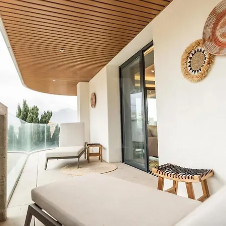 Coastal Comfort With Pool & Parking By Rems Apartment Fuengirola