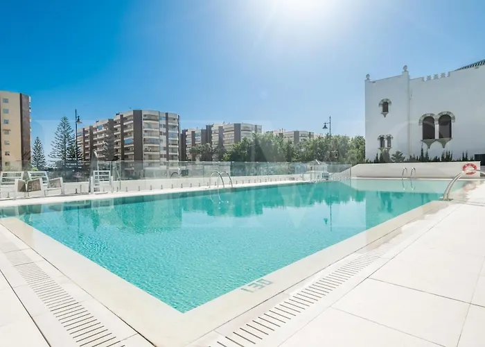 Elegant 2 Bedroom Gem With Terrace And Parking Rems פואנגירולה