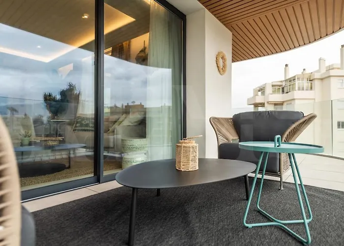 Elegant 2 Bedroom Gem With Terrace And Parking Rems דירה