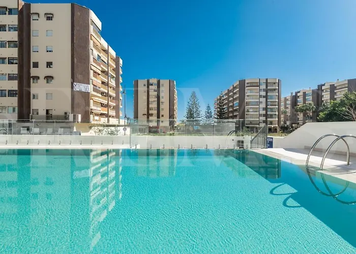 דירה Elegant 2 Bedroom Gem With Terrace And Parking Rems פואנגירולה