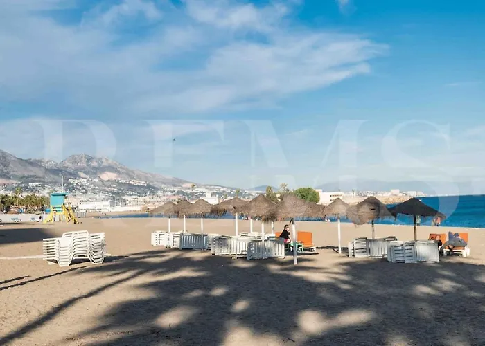 Elegant 2 Bedroom Gem With Terrace And Parking Rems * פואנגירולה
